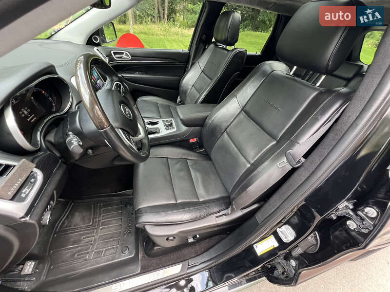 Внедорожник / Кроссовер Jeep Grand Cherokee 2017 в Киеве