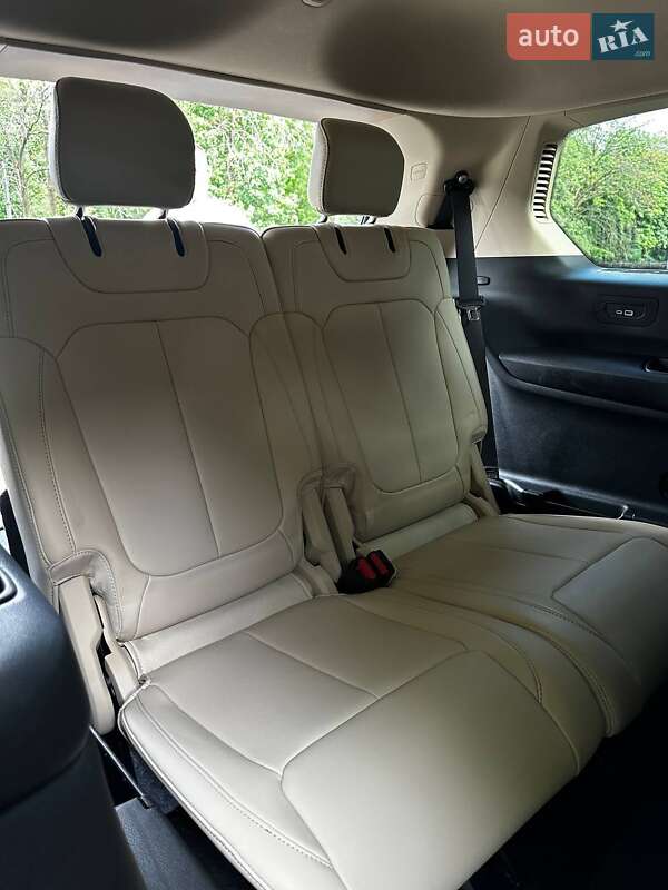 Внедорожник / Кроссовер Jeep Grand Cherokee 2022 в Харькове