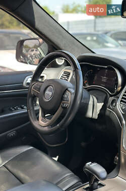 Внедорожник / Кроссовер Jeep Grand Cherokee 2014 в 