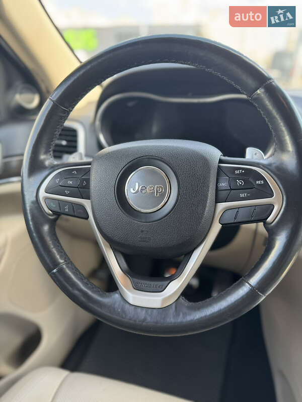 Внедорожник / Кроссовер Jeep Grand Cherokee 2014 в Киеве