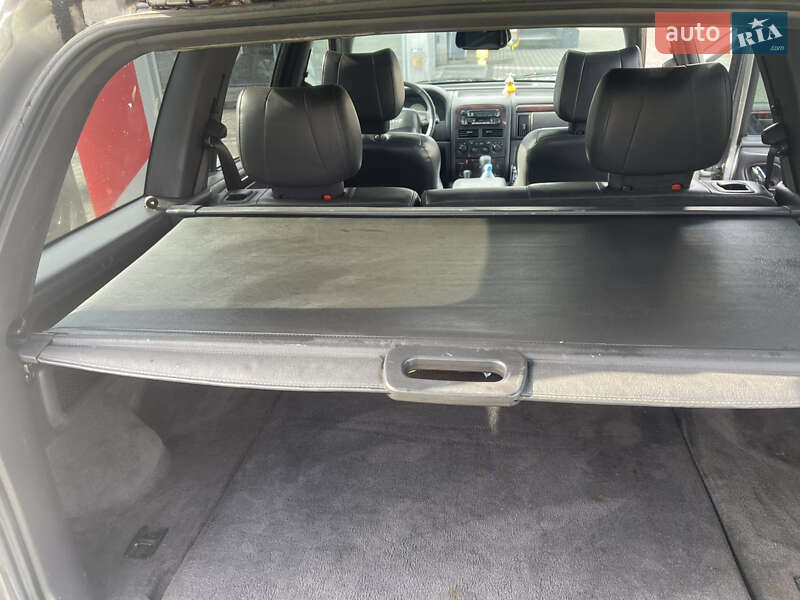 Внедорожник / Кроссовер Jeep Grand Cherokee 2001 в Ковеле