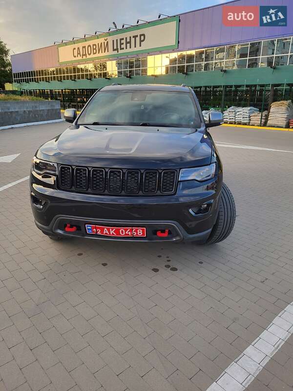 Внедорожник / Кроссовер Jeep Grand Cherokee 2020 в Киеве