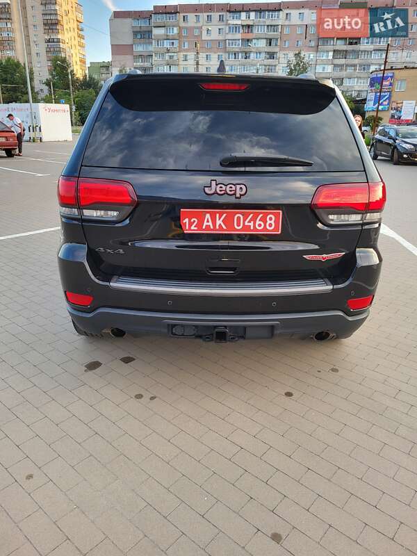 Внедорожник / Кроссовер Jeep Grand Cherokee 2020 в Киеве