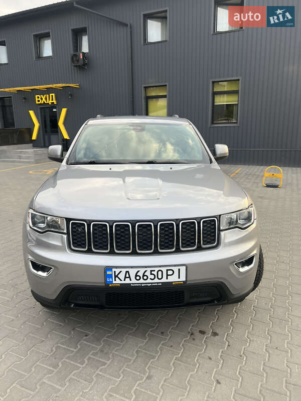 Внедорожник / Кроссовер Jeep Grand Cherokee 2019 в Киеве фото 15 Внедорожник / Кроссовер Jeep Grand Cherokee 2019 в Киеве