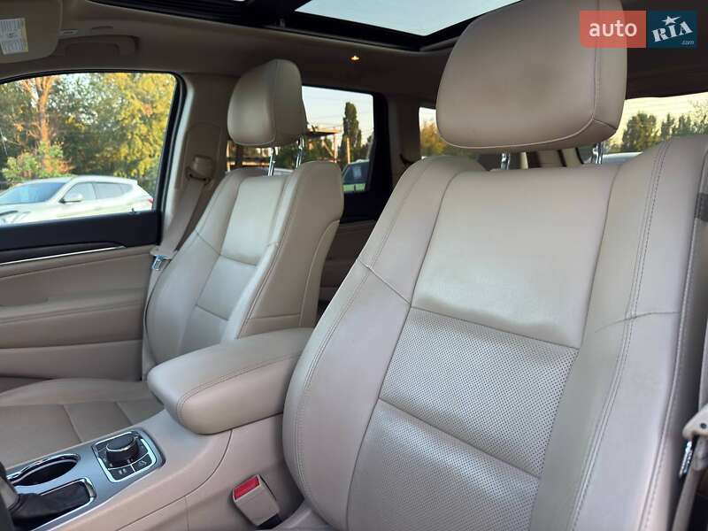 Внедорожник / Кроссовер Jeep Grand Cherokee 2019 в Харькове