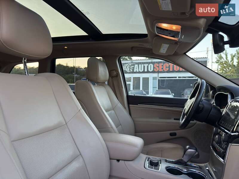 Внедорожник / Кроссовер Jeep Grand Cherokee 2019 в Харькове