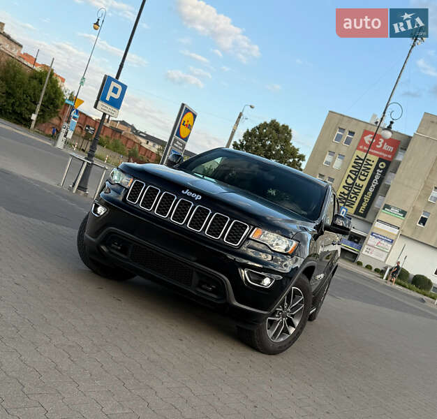Внедорожник / Кроссовер Jeep Grand Cherokee 2020 в Тернополе