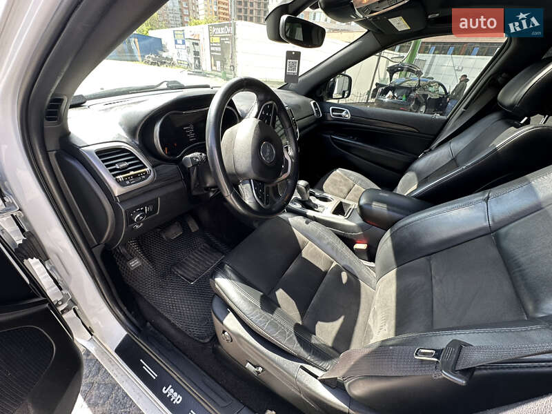 Внедорожник / Кроссовер Jeep Grand Cherokee 2018 в Киеве