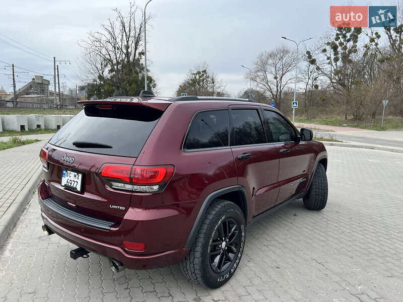 Внедорожник / Кроссовер Jeep Grand Cherokee 2017 в Львове