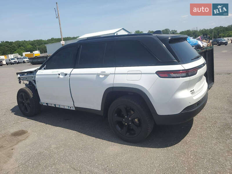 Внедорожник / Кроссовер Jeep Grand Cherokee 2022 в Киеве