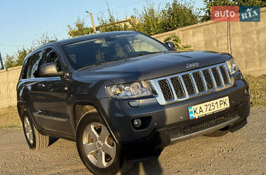 Позашляховик / Кросовер Jeep Grand Cherokee 2011 в 