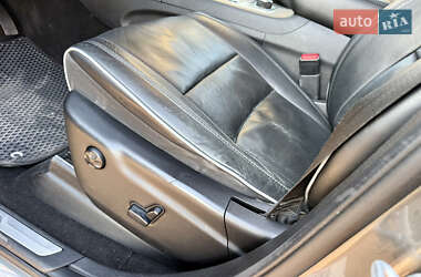 Позашляховик / Кросовер Jeep Grand Cherokee 2011 в 