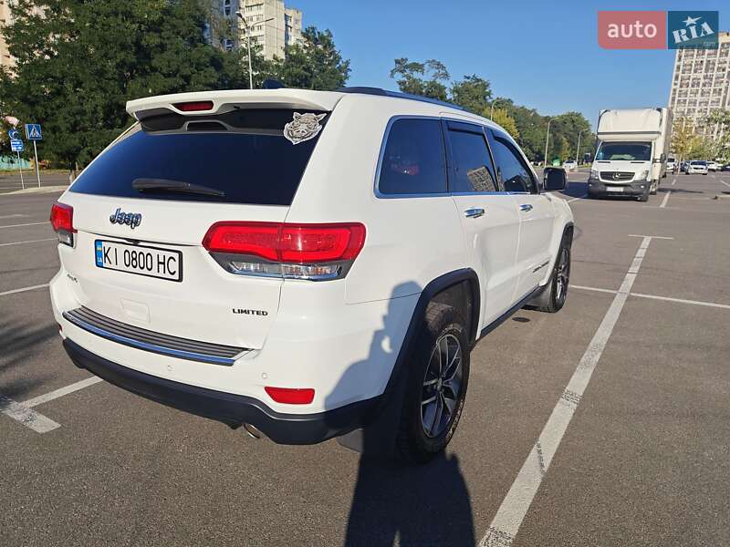 Внедорожник / Кроссовер Jeep Grand Cherokee 2018 в Киеве фото 11 Внедорожник / Кроссовер Jeep Grand Cherokee 2018 в Киеве
