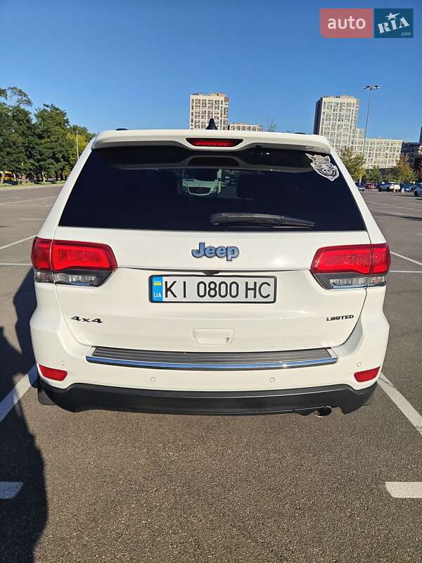 Внедорожник / Кроссовер Jeep Grand Cherokee 2018 в Киеве фото 12 Внедорожник / Кроссовер Jeep Grand Cherokee 2018 в Киеве