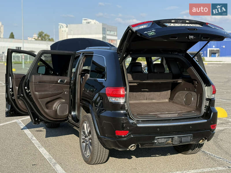 Внедорожник / Кроссовер Jeep Grand Cherokee 2018 в Киеве