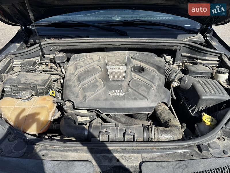 Позашляховик / Кросовер Jeep Grand Cherokee 2012 в Києві фото 21 Позашляховик / Кросовер Jeep Grand Cherokee 2012 в Києві