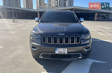 Внедорожник / Кроссовер Jeep Grand Cherokee 2017 в 