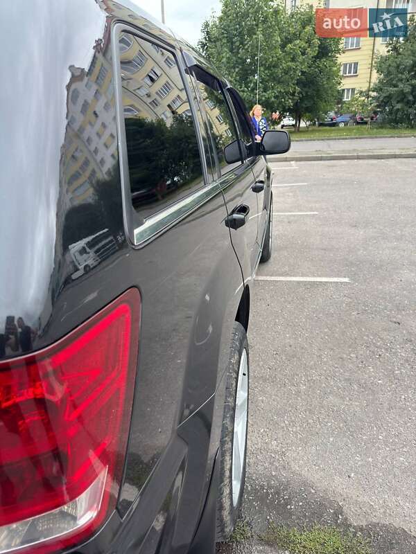 Внедорожник / Кроссовер Jeep Grand Cherokee 2004 в Ивано-Франковске