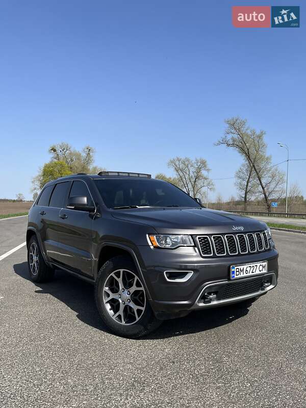 Внедорожник / Кроссовер Jeep Grand Cherokee 2018 в Ромнах