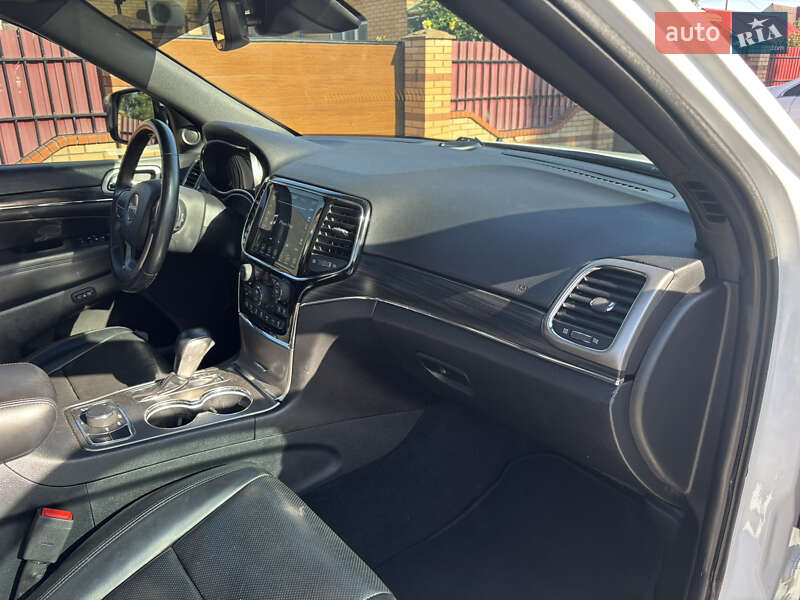 Внедорожник / Кроссовер Jeep Grand Cherokee 2020 в Яготине