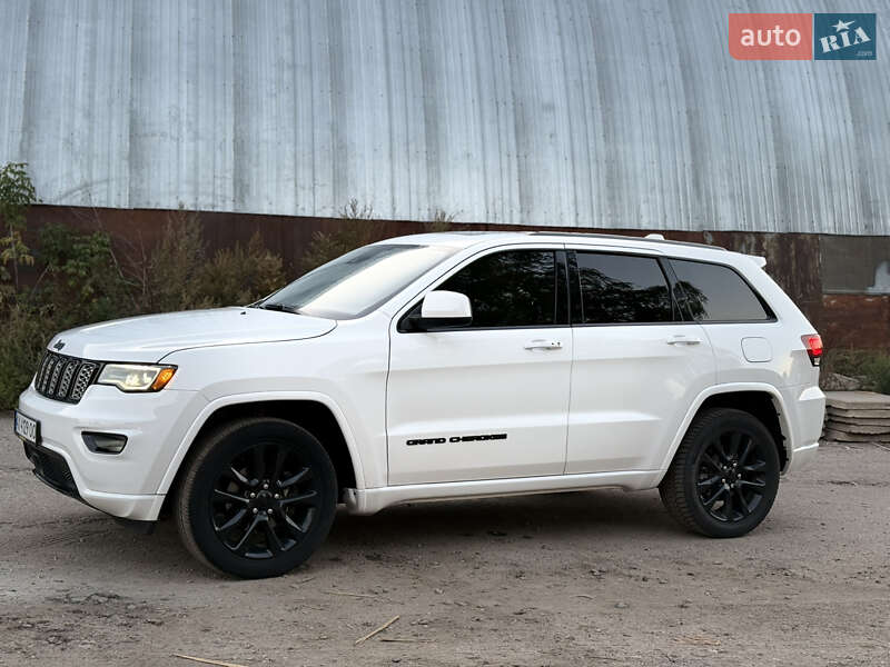 Внедорожник / Кроссовер Jeep Grand Cherokee 2019 в Харькове