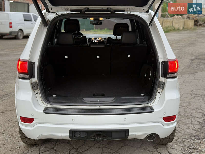 Внедорожник / Кроссовер Jeep Grand Cherokee 2019 в Харькове