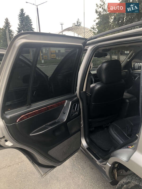 Внедорожник / Кроссовер Jeep Grand Cherokee 2002 в Шаргороде