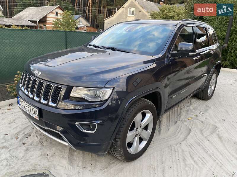 Внедорожник / Кроссовер Jeep Grand Cherokee 2015 в Львове