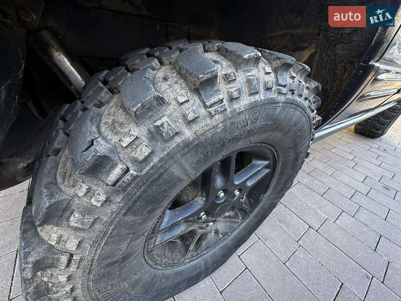 Внедорожник / Кроссовер Jeep Grand Cherokee 2002 в Ужгороде