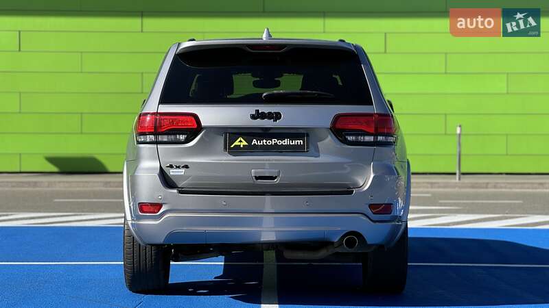 Позашляховик / Кросовер Jeep Grand Cherokee 2017 в Києві