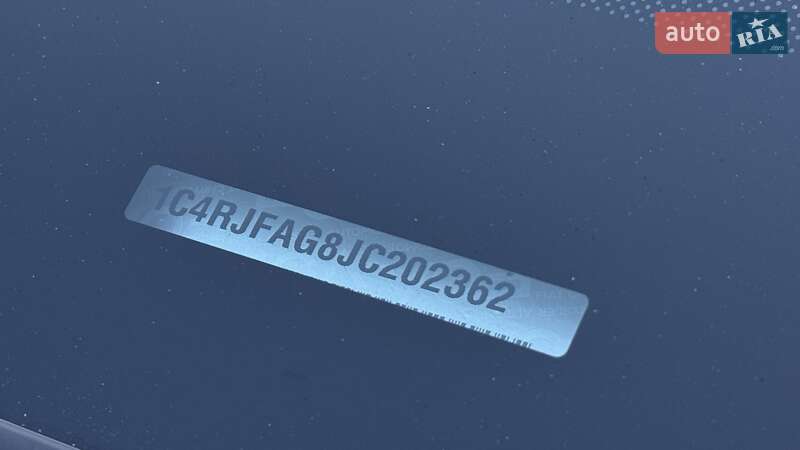 Позашляховик / Кросовер Jeep Grand Cherokee 2017 в Києві