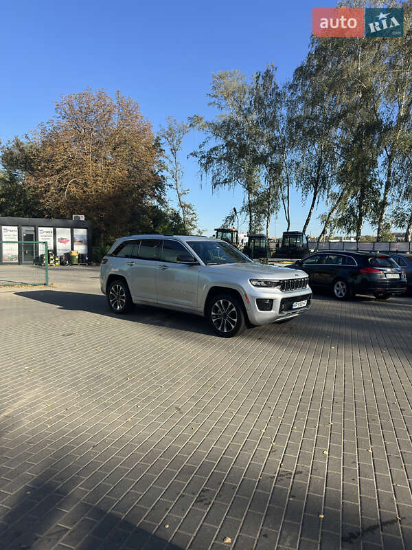 Внедорожник / Кроссовер Jeep Grand Cherokee 2022 в Полтаве