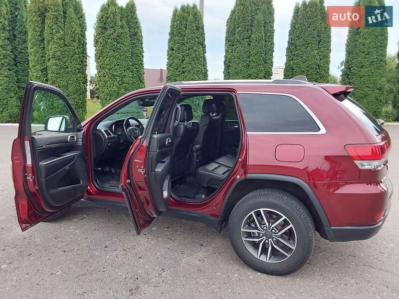 Внедорожник / Кроссовер Jeep Grand Cherokee 2020 в Дубно