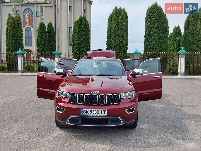 Внедорожник / Кроссовер Jeep Grand Cherokee 2020 в Дубно