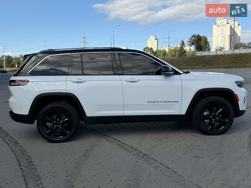 Внедорожник / Кроссовер Jeep Grand Cherokee 2022 в Киеве фото 8 Внедорожник / Кроссовер Jeep Grand Cherokee 2022 в Киеве