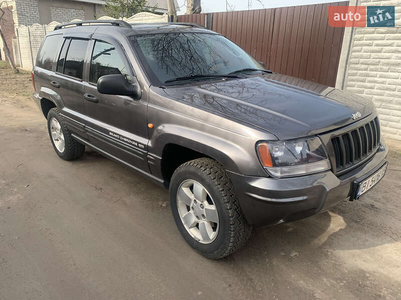 Внедорожник / Кроссовер Jeep Grand Cherokee 2003 в Кременчуге