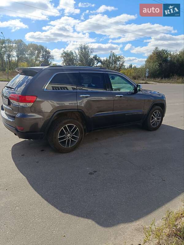 Внедорожник / Кроссовер Jeep Grand Cherokee 2018 в Шостке
