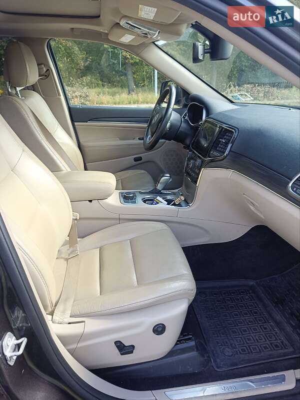 Внедорожник / Кроссовер Jeep Grand Cherokee 2018 в Шостке