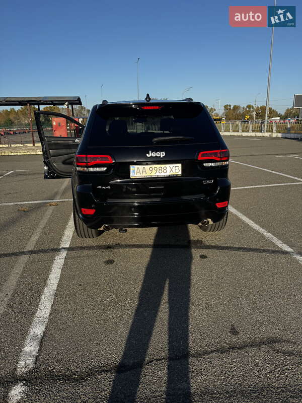 Позашляховик / Кросовер Jeep Grand Cherokee 2018 в Києві