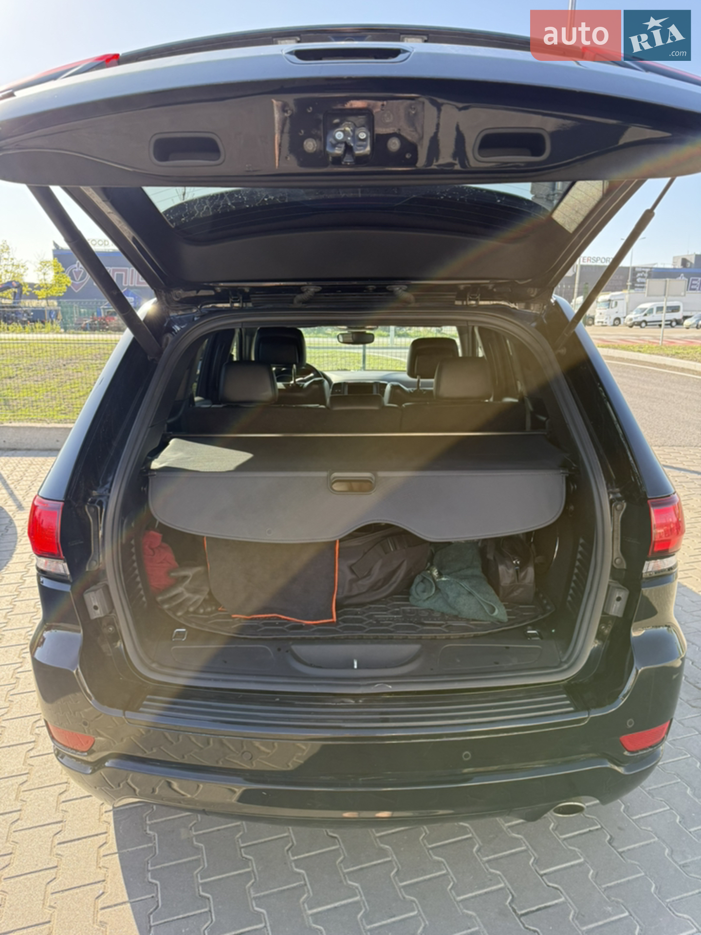 2018 Jeep Grand Cherokee - мініатюра 24