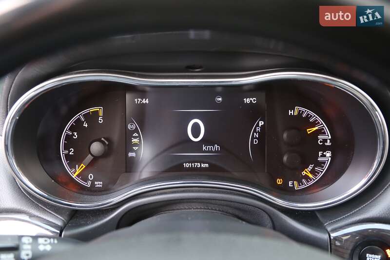 Позашляховик / Кросовер Jeep Grand Cherokee 2018 в Києві фото 17 Позашляховик / Кросовер Jeep Grand Cherokee 2018 в Києві