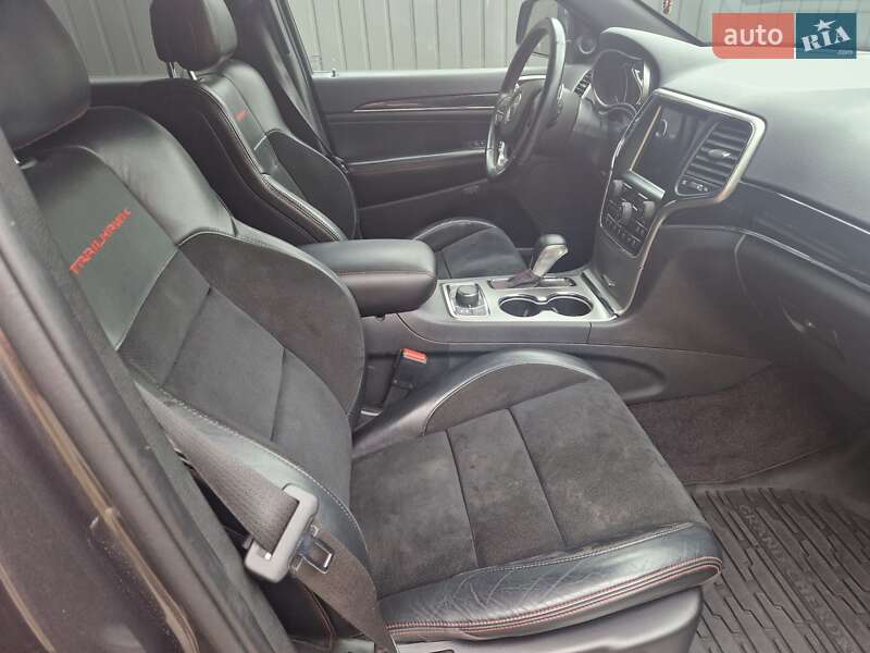 Внедорожник / Кроссовер Jeep Grand Cherokee 2016 в Ивано-Франковске фото 3 Внедорожник / Кроссовер Jeep Grand Cherokee 2016 в Ивано-Франковске