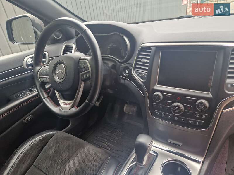Внедорожник / Кроссовер Jeep Grand Cherokee 2016 в Ивано-Франковске фото 7 Внедорожник / Кроссовер Jeep Grand Cherokee 2016 в Ивано-Франковске