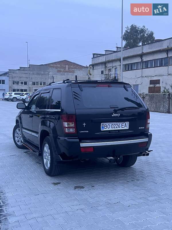 Внедорожник / Кроссовер Jeep Grand Cherokee 2006 в Тернополе
