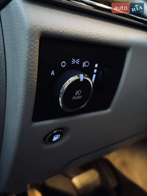 Внедорожник / Кроссовер Jeep Grand Cherokee 2014 в Одессе