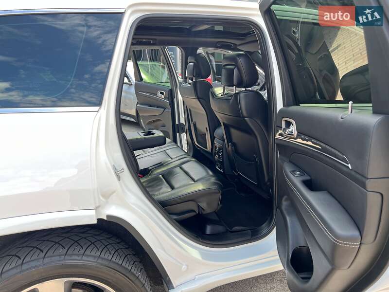 Внедорожник / Кроссовер Jeep Grand Cherokee 2014 в Чернигове фото 29 Внедорожник / Кроссовер Jeep Grand Cherokee 2014 в Чернигове