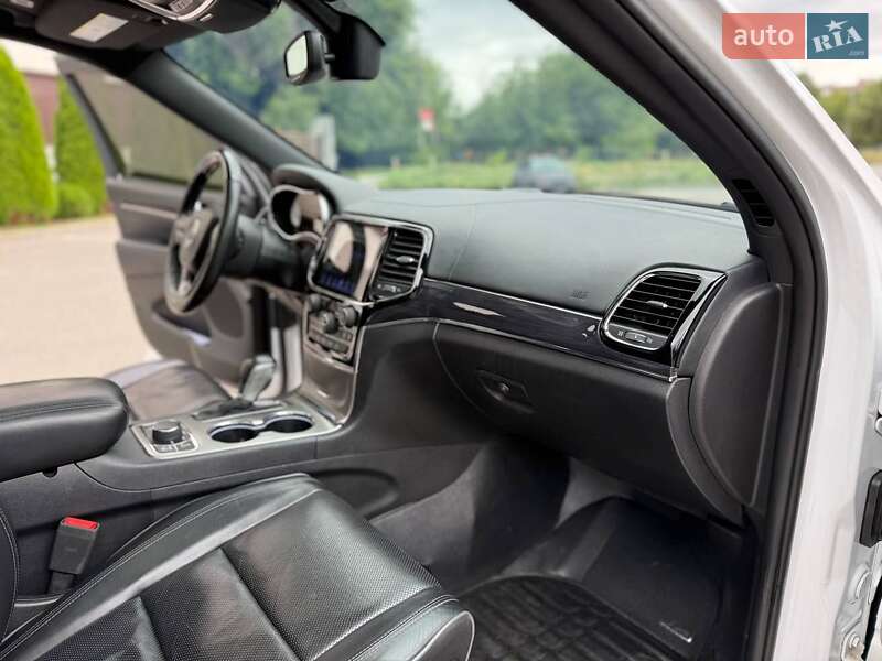 Внедорожник / Кроссовер Jeep Grand Cherokee 2018 в Днепре