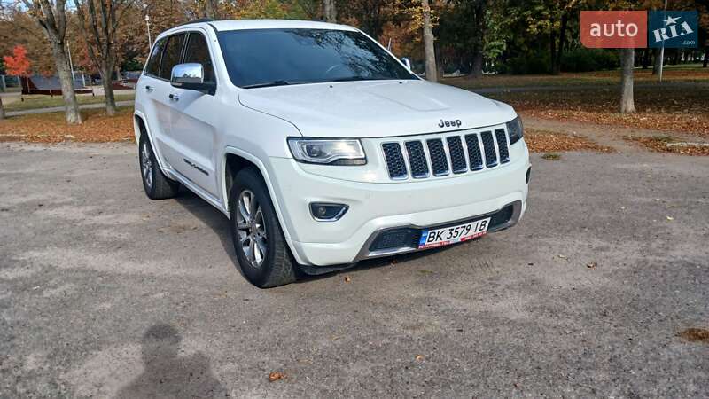 Внедорожник / Кроссовер Jeep Grand Cherokee 2015 в Полтаве