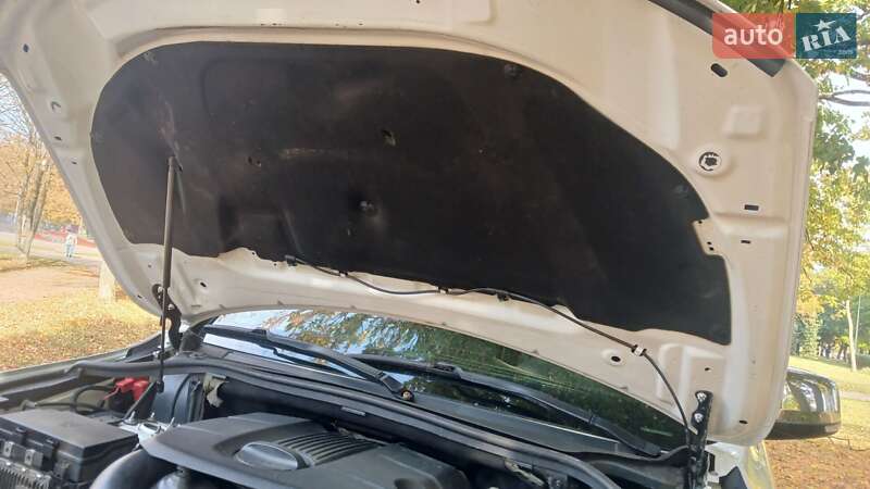 Внедорожник / Кроссовер Jeep Grand Cherokee 2015 в Полтаве