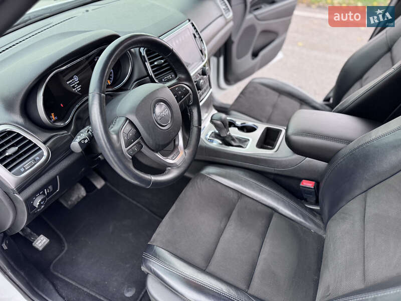 Внедорожник / Кроссовер Jeep Grand Cherokee 2021 в Ромнах